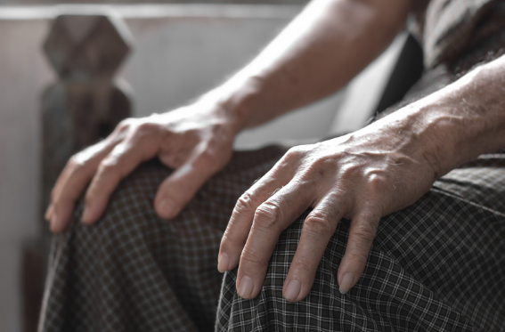 Spring Cleaning with Arthritis: Tips to Protect Your Joints and Stay Pain-Free